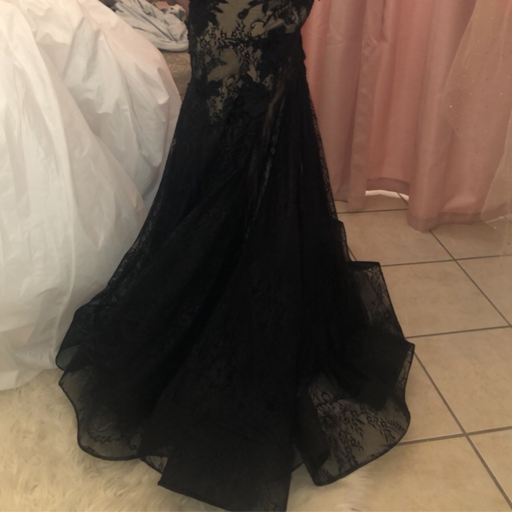 Prom dress - Picture 3 of 5